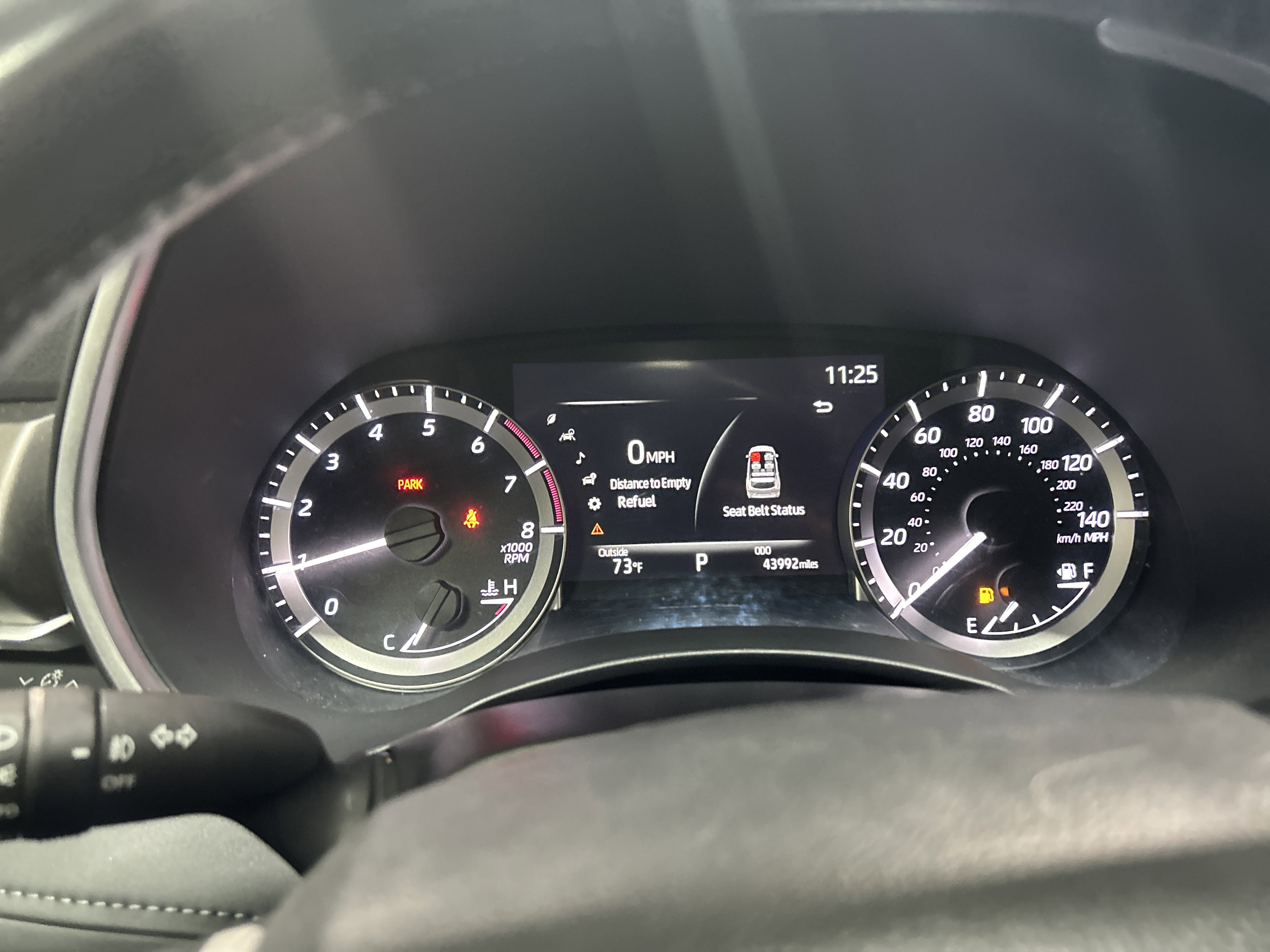 Used 2023 Toyota Highlander XLE image 16