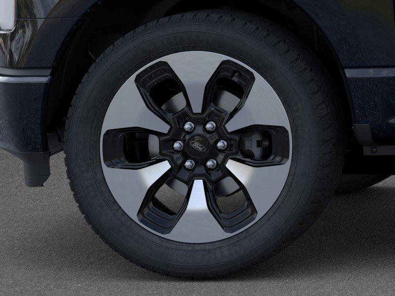 New 2025 Ford F150 Lightning Platinum AWD/4WD image 19