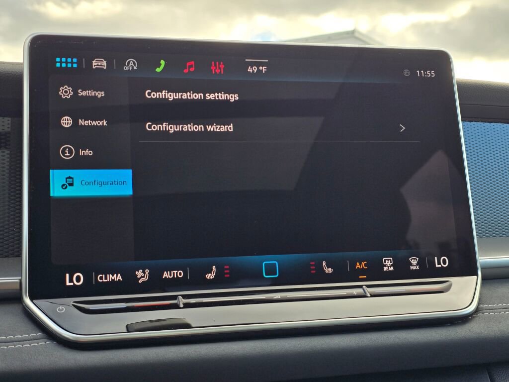 New 2026 Volkswagen Tiguan SE image 28