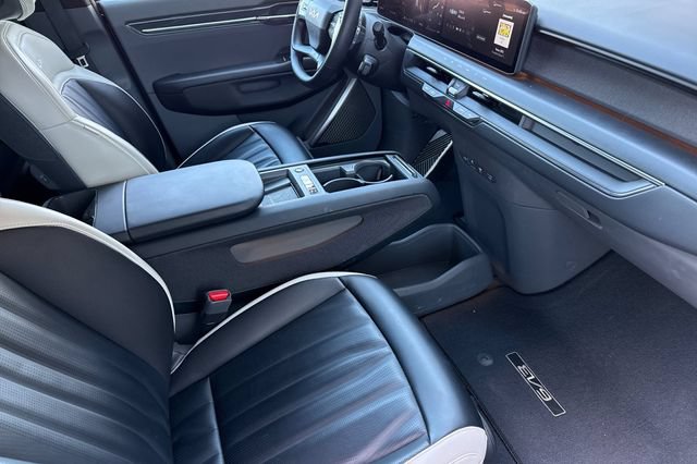 Certified 2024 Kia EV9 GT-Line AWD/4WD image 21
