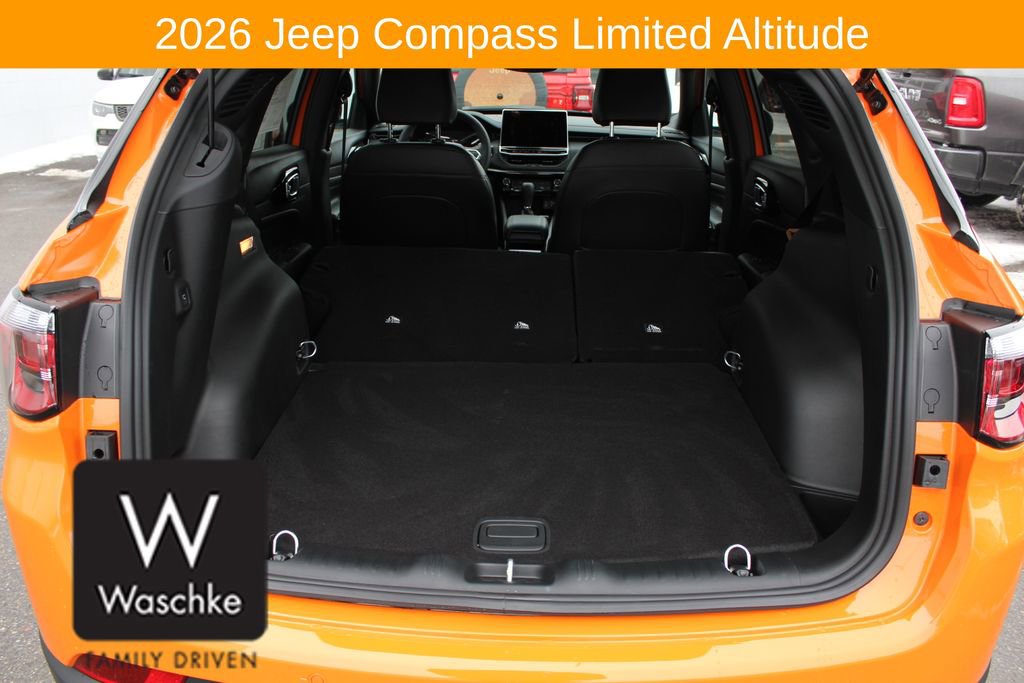 Used 2026 Jeep Compass Limited AWD/4WD image 16