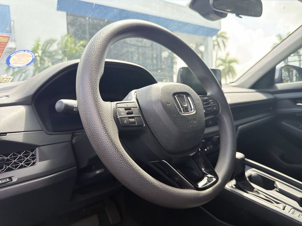 Certified 2023 Honda Accord EX image 23