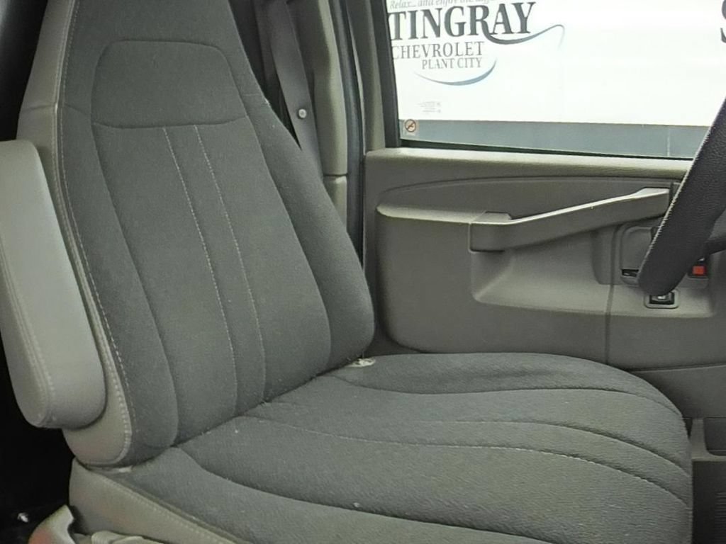 Certified 2025 Chevrolet Express 2500 w/ Driver Convenience Package RWD image 15