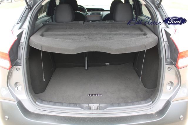 Used 2020 Nissan Kicks SR FWD image 10