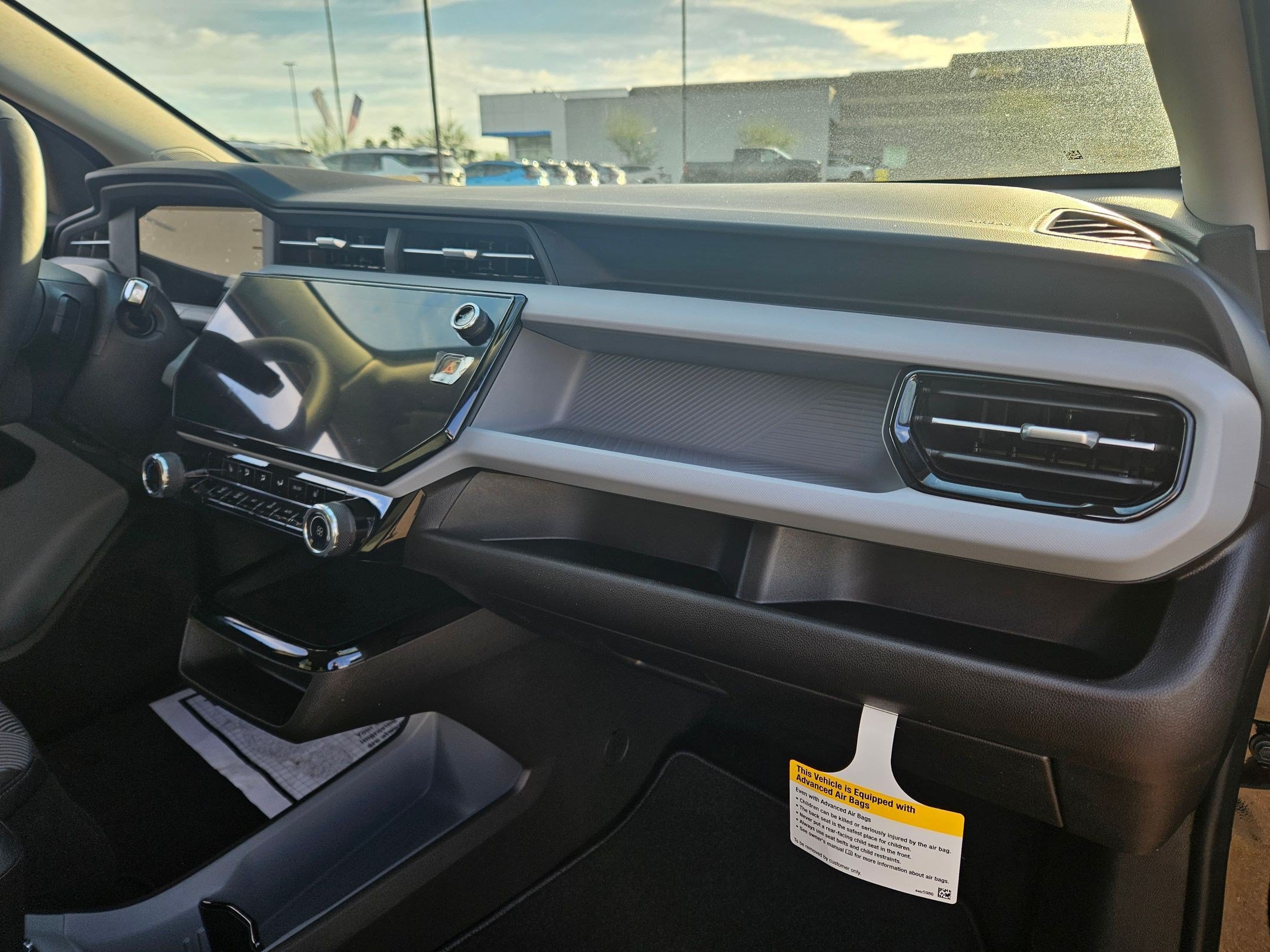 New 2027 Chevrolet Bolt LT w/ Comfort Package FWD image 20