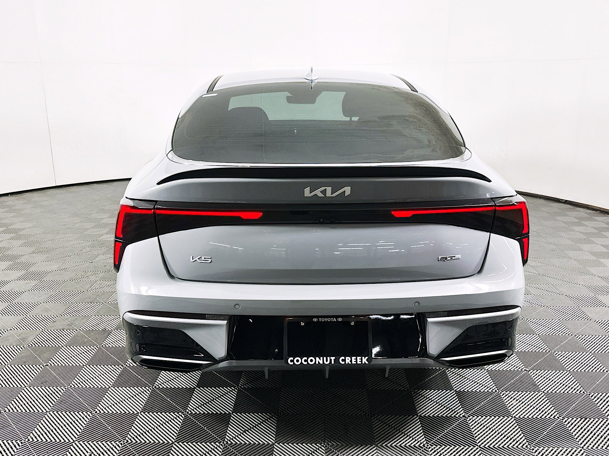 Used 2025 Kia K5 GT-Line image 4