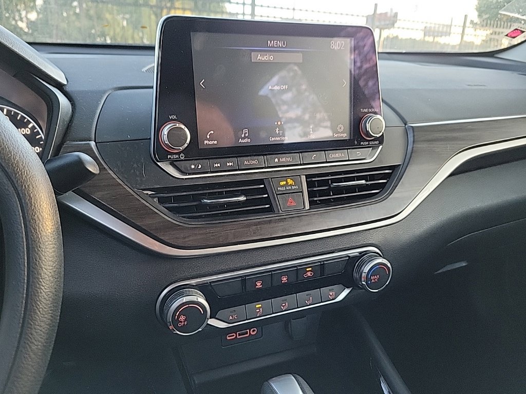 Used 2023 Nissan Altima 2.5 SV FWD image 8