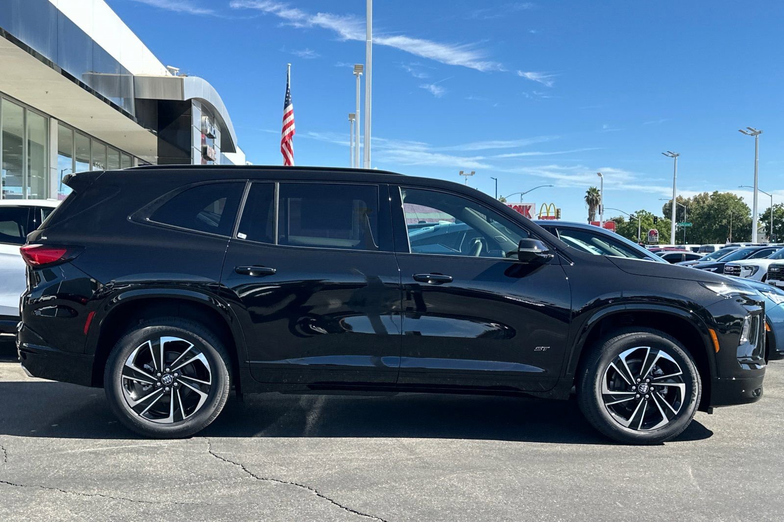 New 2026 Buick Enclave Sport Touring w/ Power Package FWD image 4