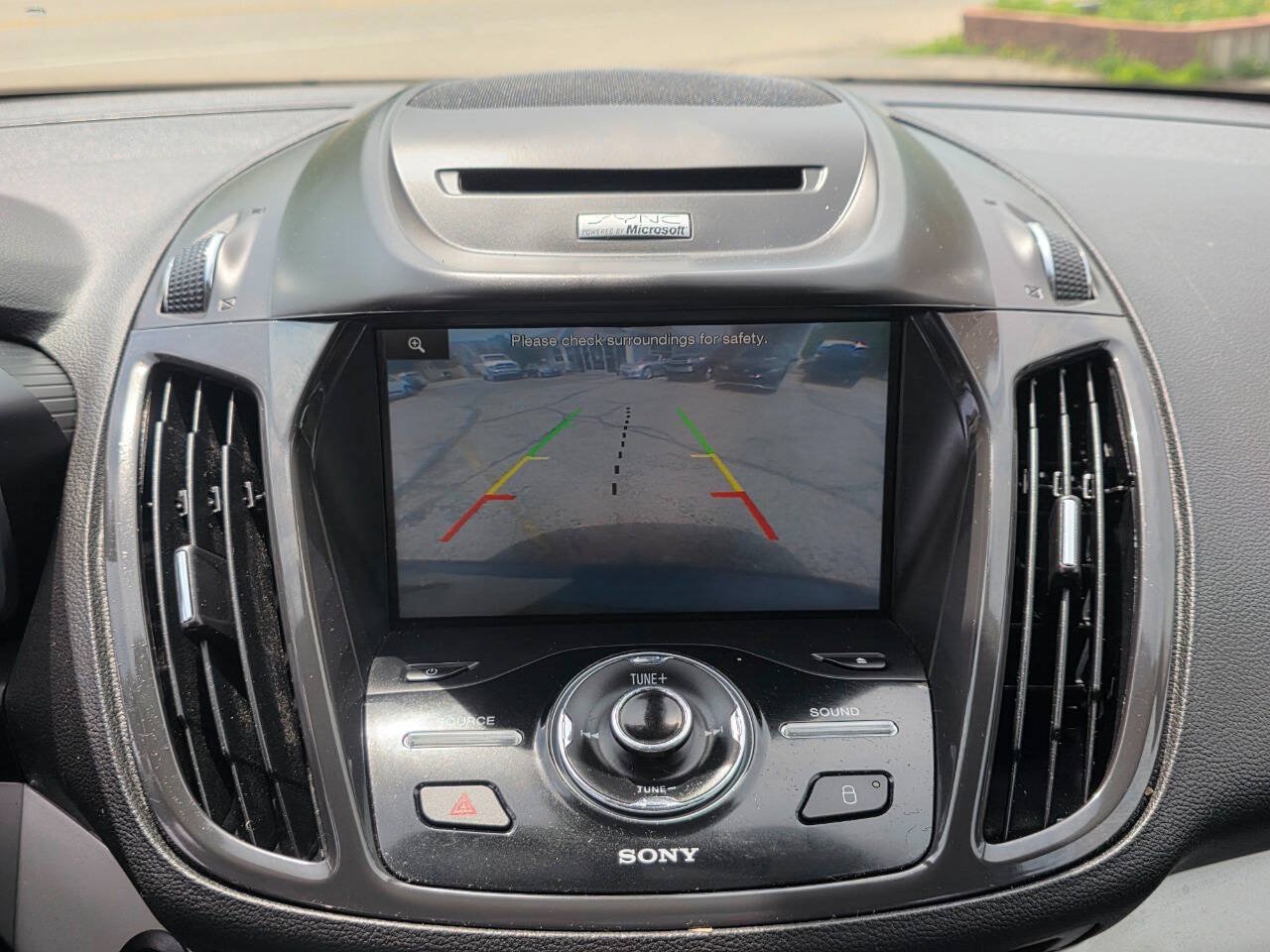 Used 2013 Ford C-MAX SEL FWD image 15