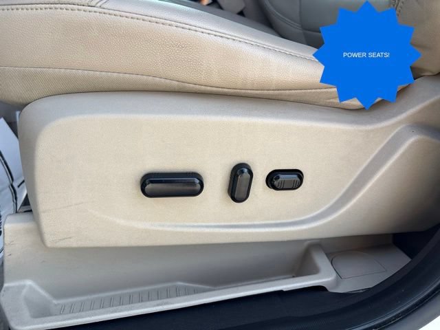 Used 2015 Ford Escape Titanium w/ Equipment Group 301A FWD image 13