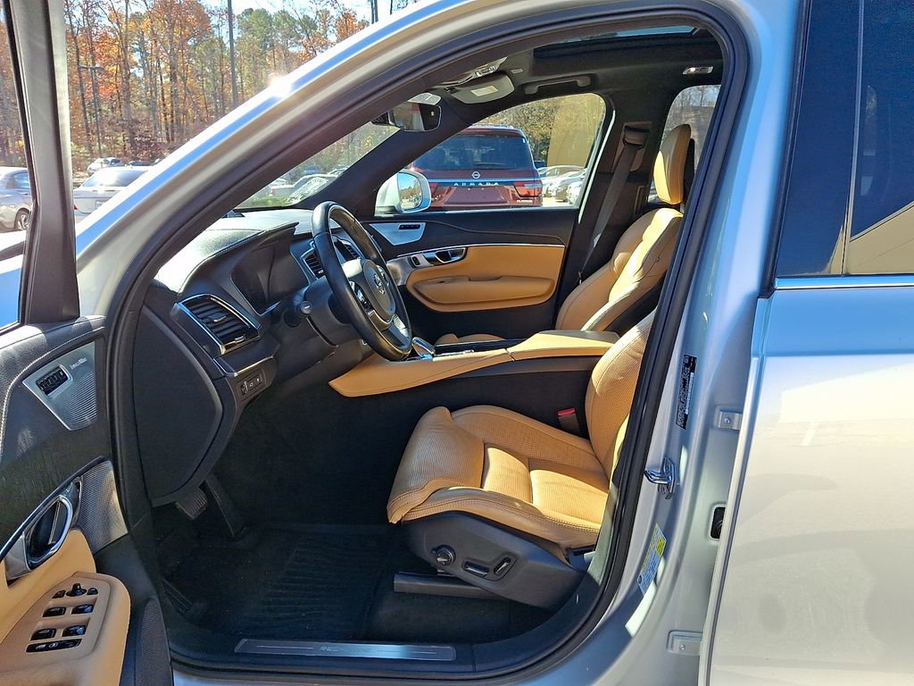 Used 2021 Volvo XC90 T8 Inscription image 15