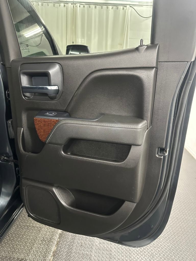 Used 2018 GMC Sierra 1500 SLT w/ SLT Premium Package image 30