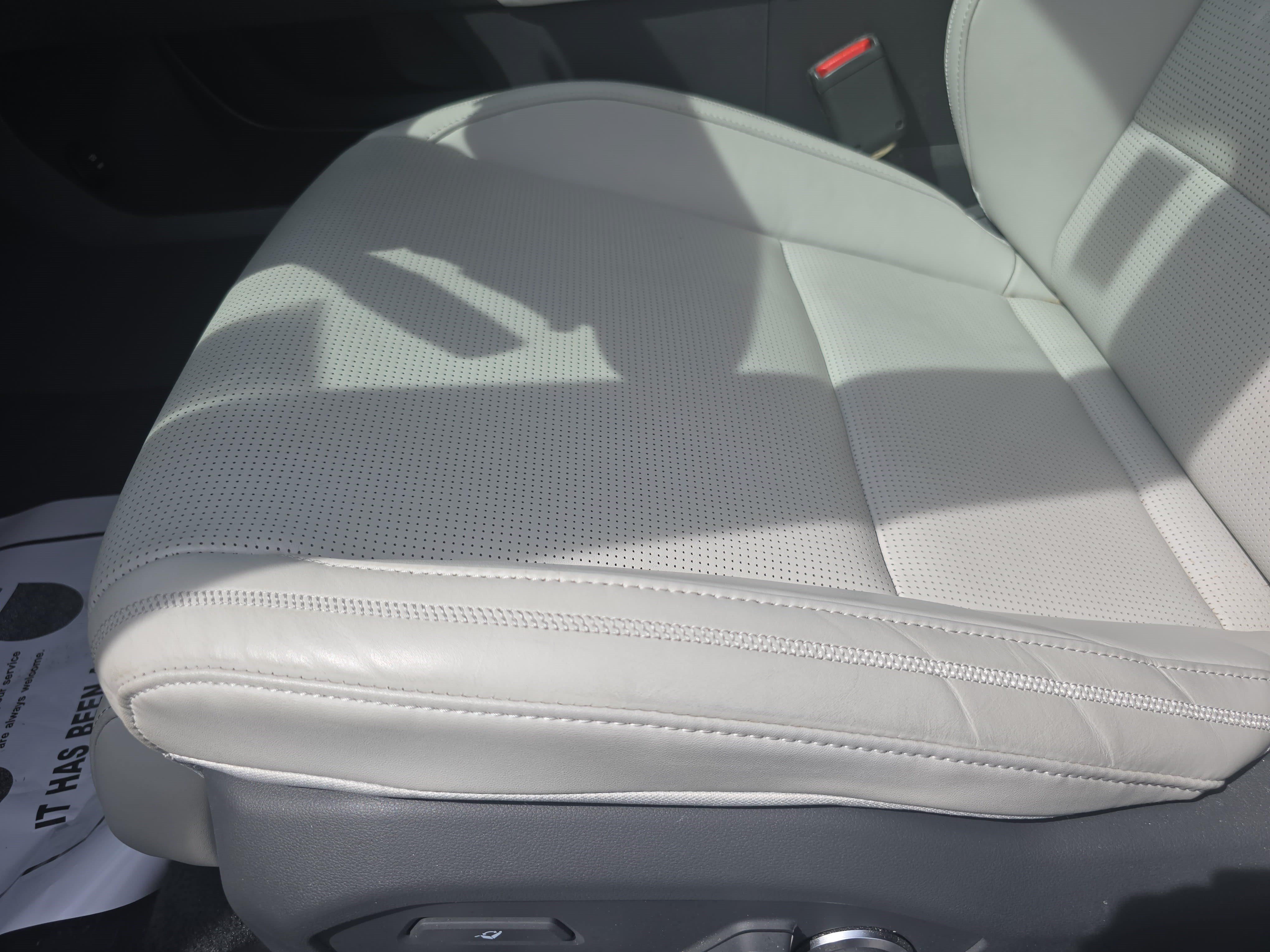 Used 2025 Hyundai Santa Fe Calligraphy AWD/4WD image 27