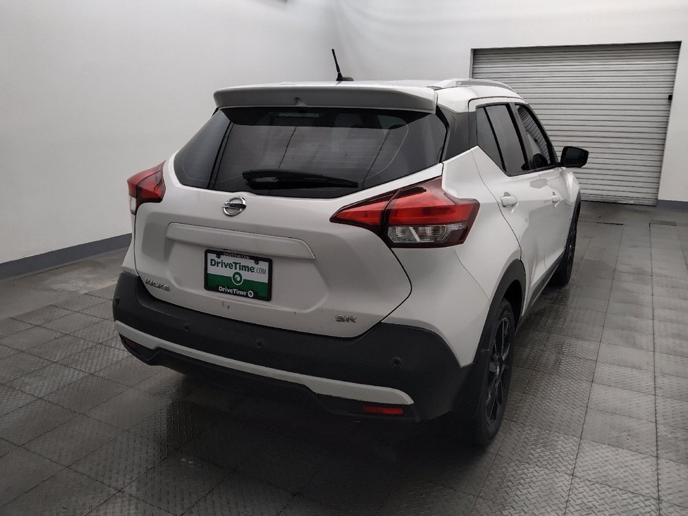 Used 2020 Nissan Kicks SR FWD image 7