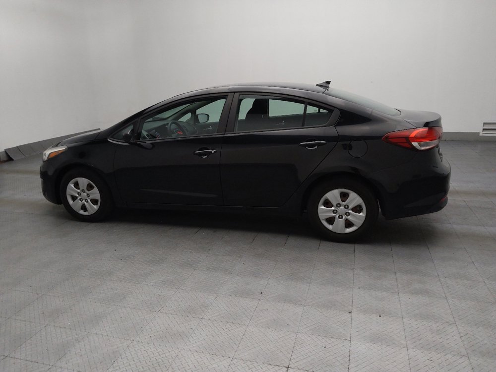 Used 2017 Kia Forte LX FWD image 3