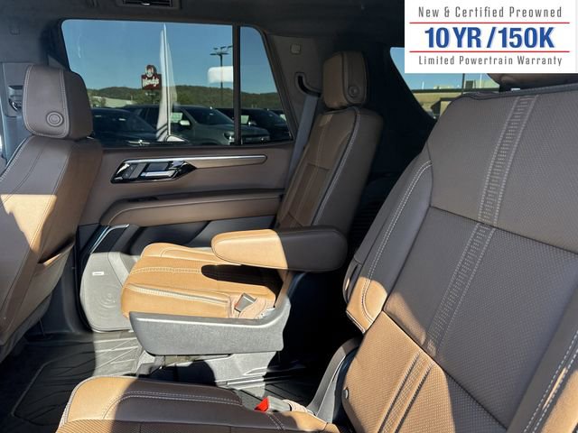 Used 2025 Chevrolet Tahoe High Country image 13