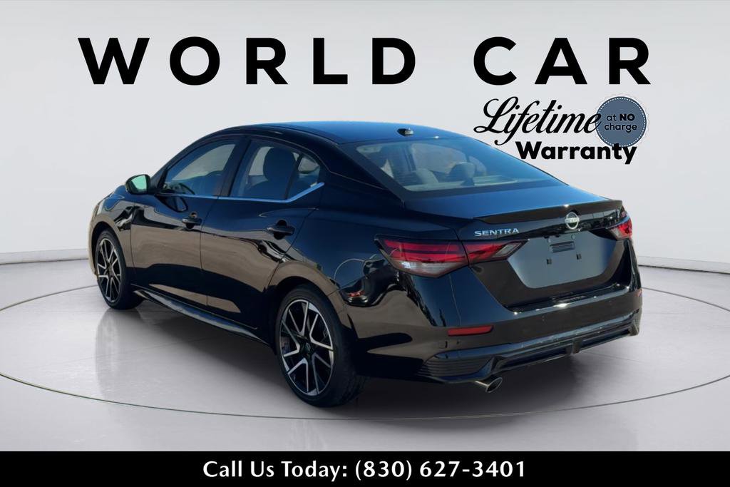 Used 2025 Nissan Sentra SR FWD image 5