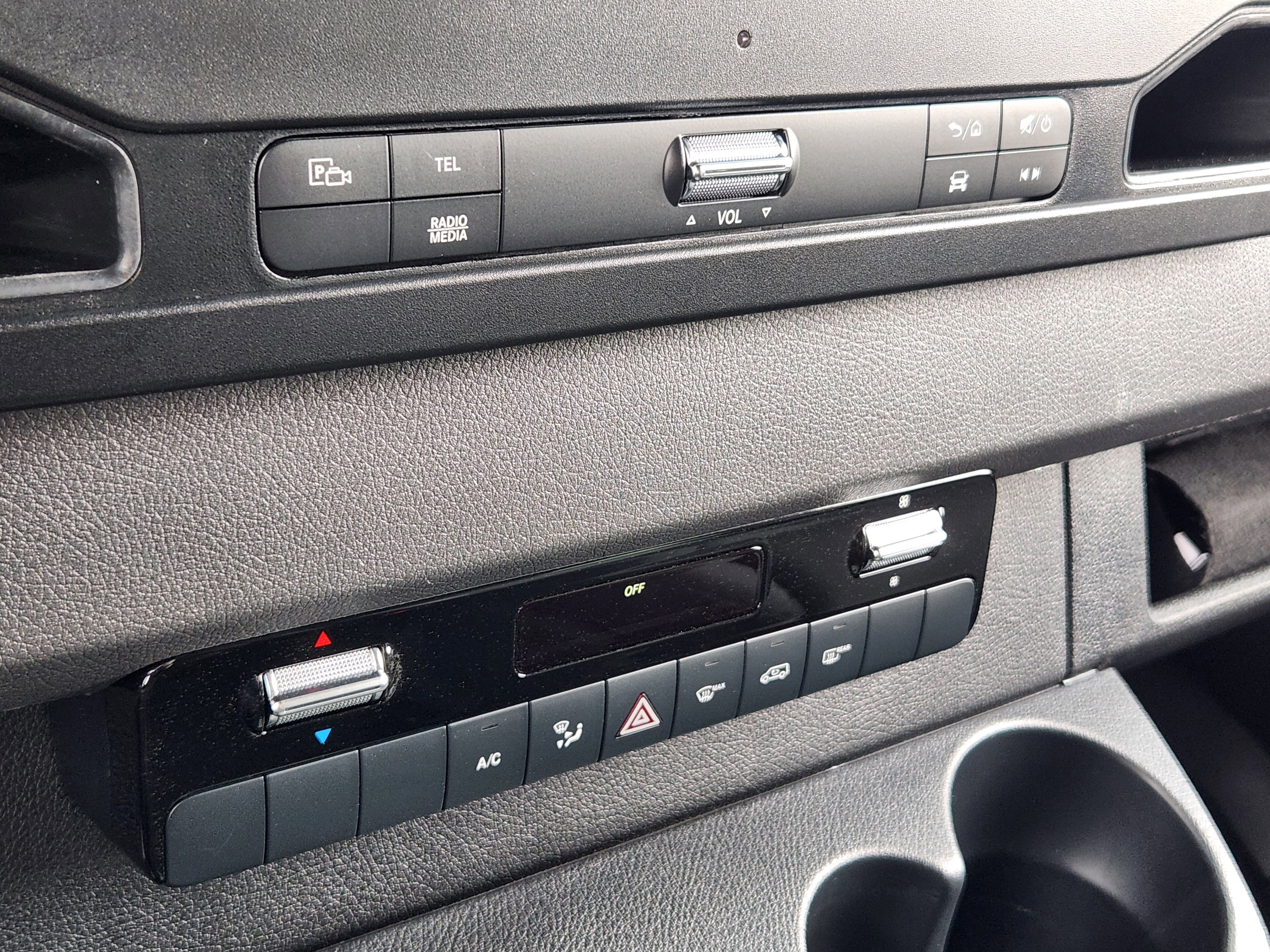 Used 2024 Mercedes-Benz Sprinter 2500 image 24