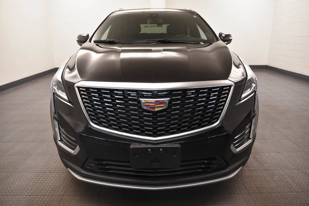 Certified 2025 Cadillac XT5 Premium Luxury image 2