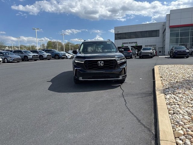 Used 2023 Honda Pilot Elite image 2