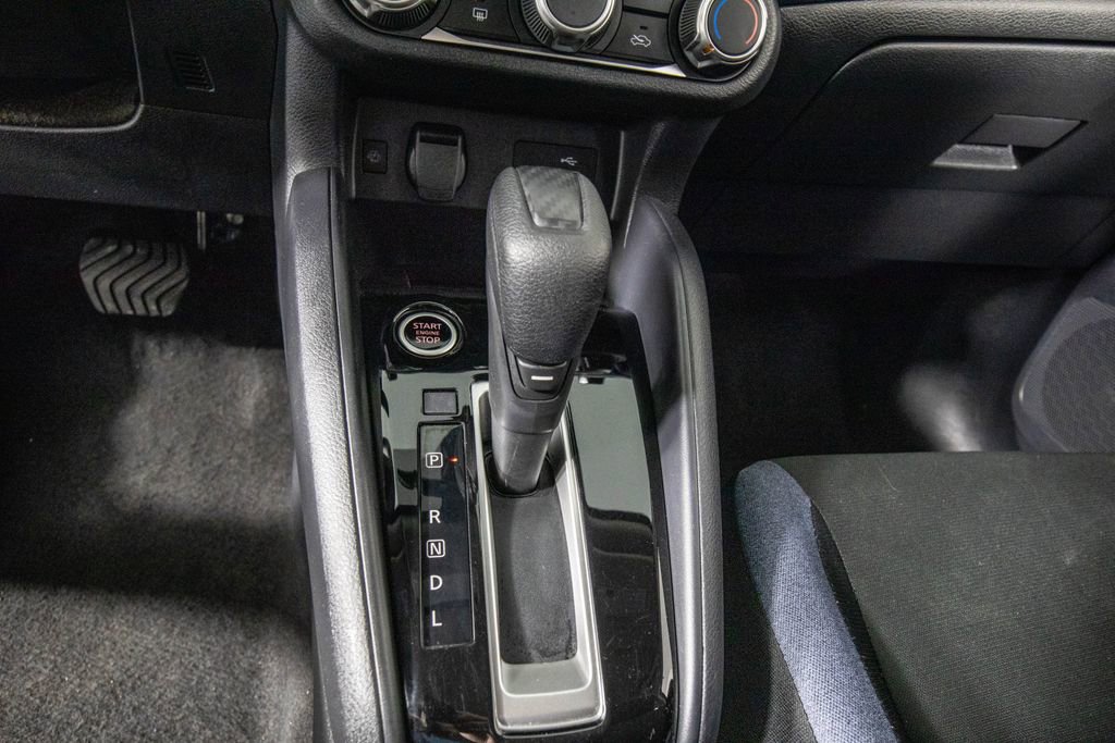 Used 2025 Nissan Versa SV FWD image 24