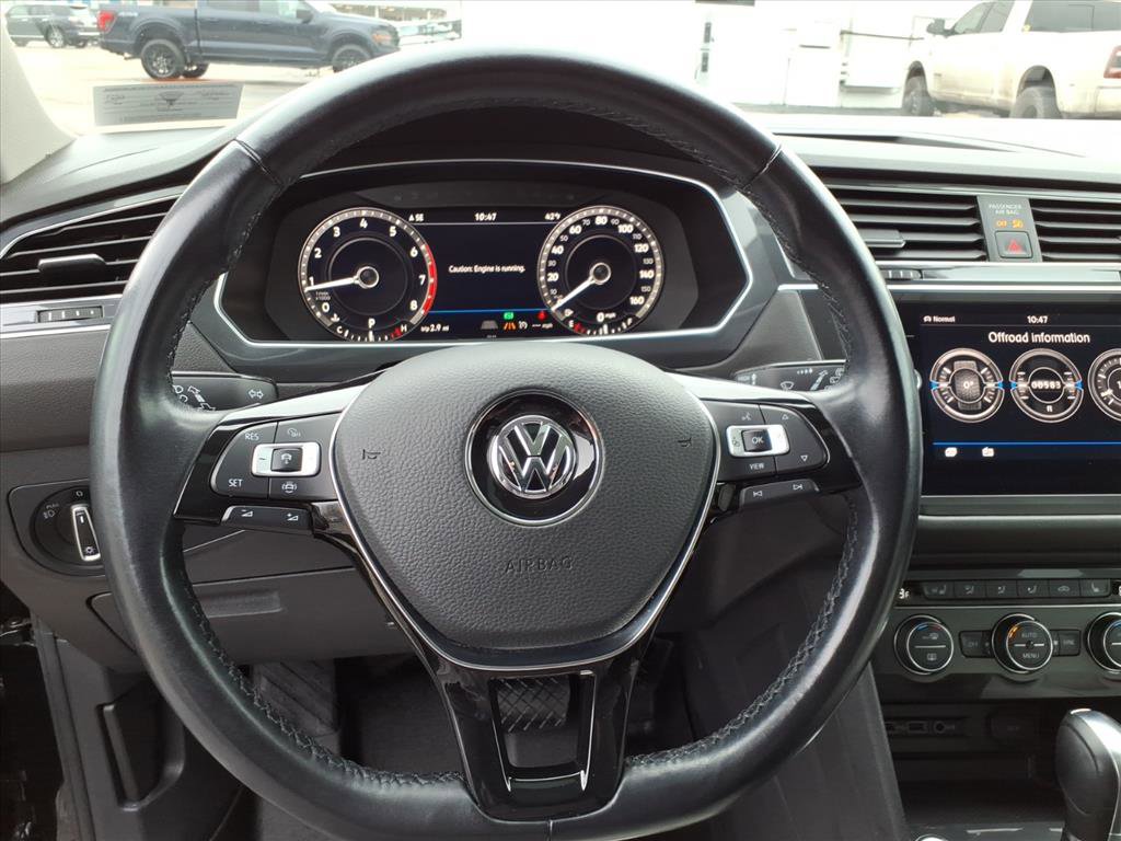 Used 2019 Volkswagen Tiguan SEL Premium image 15