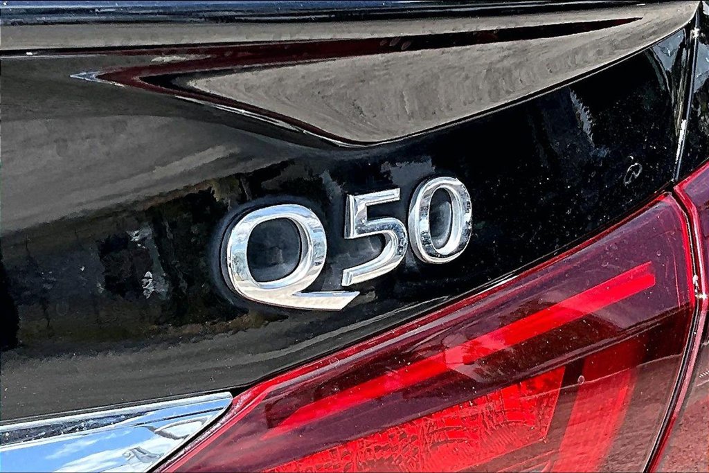 Used 2023 INFINITI Q50 Luxe w/ Cargo Package RWD image 40