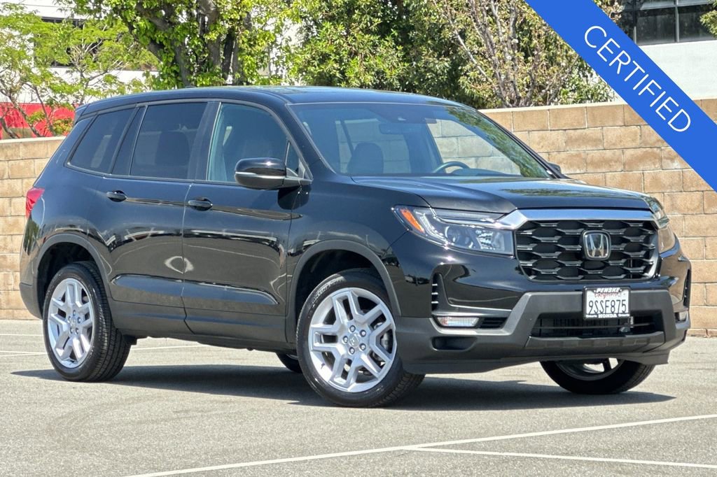 Certified 2025 Honda Passport EX-L image 2