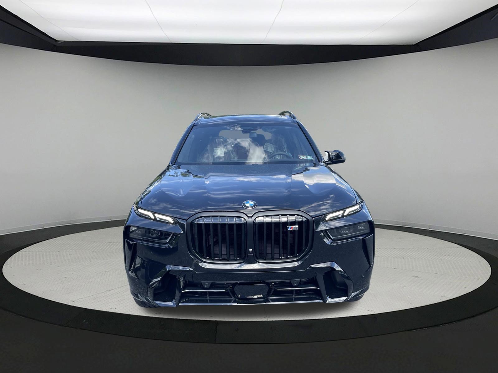 New 2027 BMW X7 M60i AWD/4WD image 2