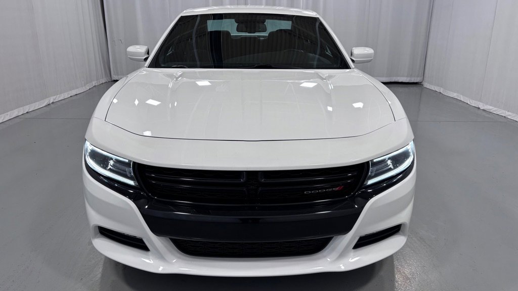Used 2020 Dodge Charger SXT w/ Cold Weather Package AWD/4WD image 2