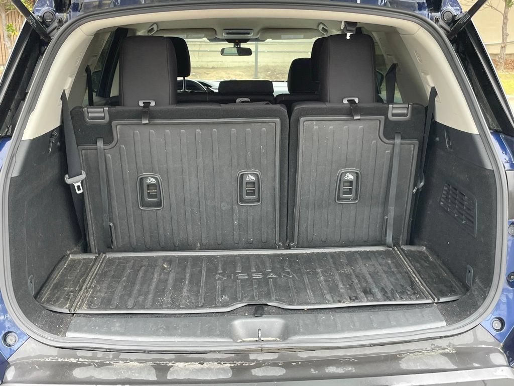 Used 2024 Nissan Pathfinder SV w/ Cargo Package FWD image 7
