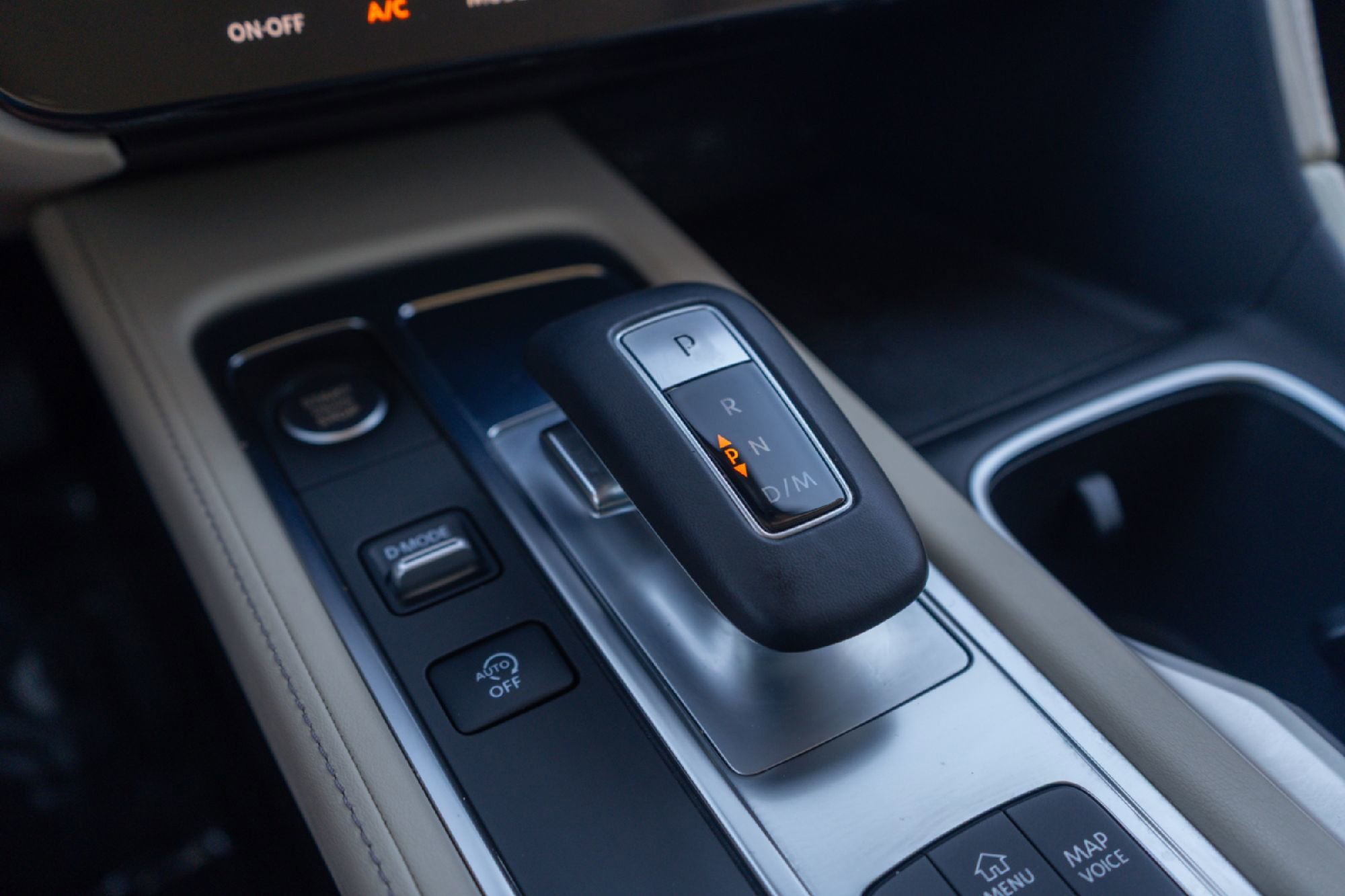 Certified 2023 INFINITI QX60 Luxe w/ Vision Package image 15