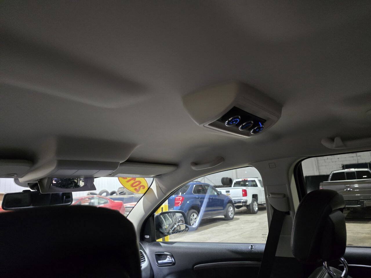 Used 2015 Dodge Journey R/T w/ Flexible Seating Group AWD/4WD image 29