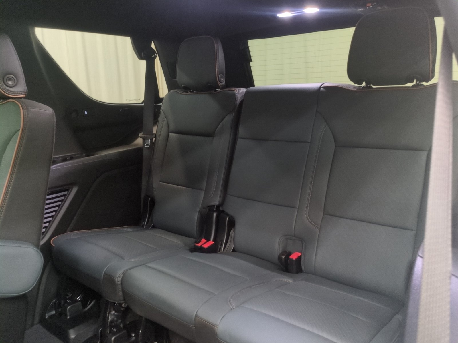 New 2026 GMC Yukon AT4 w/ AT4 Premium Package AWD/4WD image 23