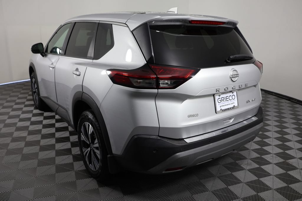 Used 2022 Nissan Rogue SV AWD/4WD image 6