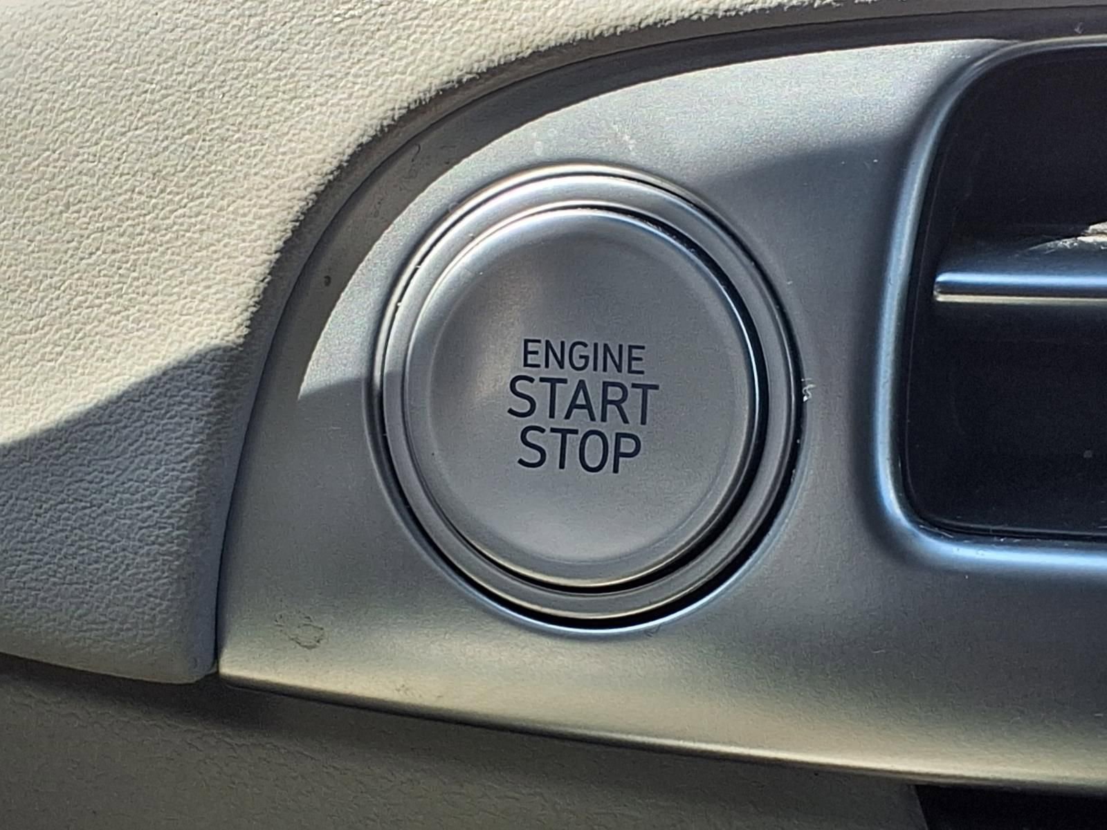 Used 2024 Hyundai Palisade Calligraphy image 9