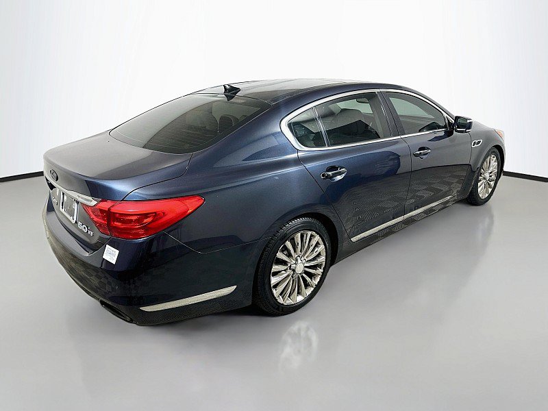 Used 2015 Kia K900 Luxury w/ VIP Package (Discontinued) RWD image 7