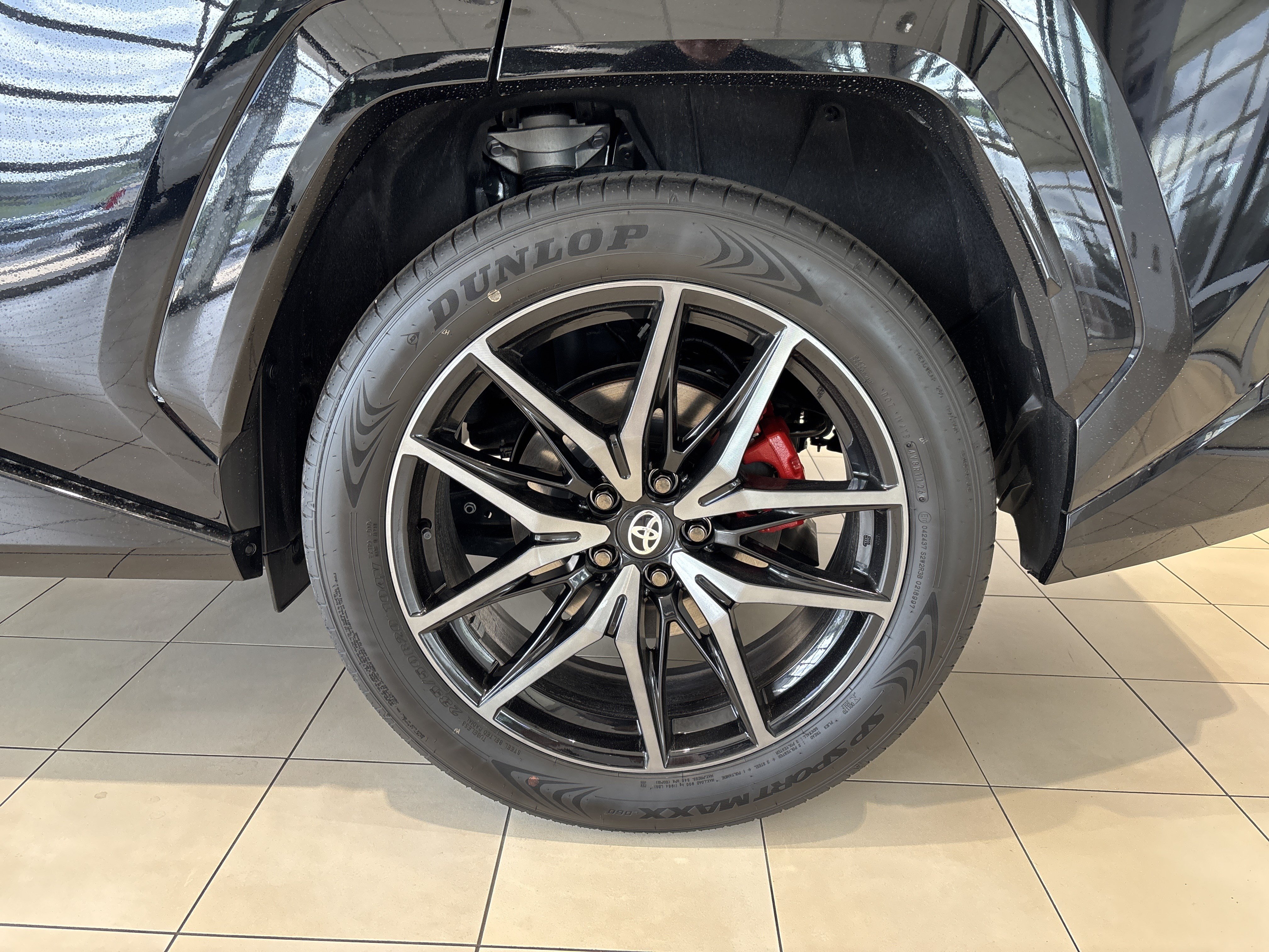 Used 2026 Toyota RAV4 AWD Plug-in Hybrid image 32