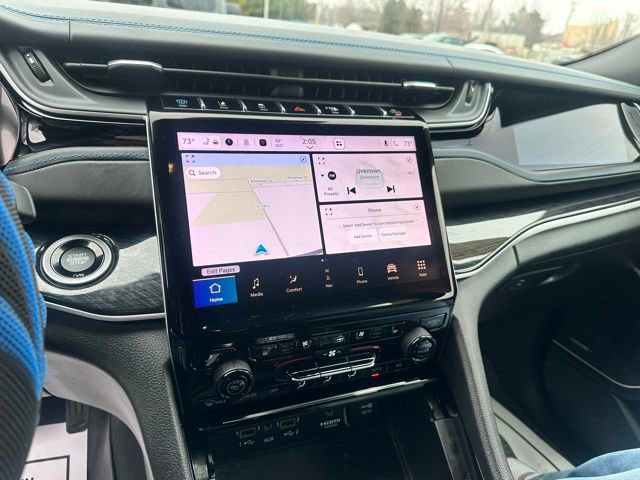 Used 2022 Jeep Grand Cherokee Trailhawk w/ Luxury Tech Group III image 26