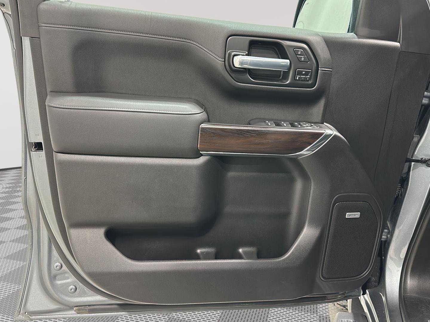 Used 2021 GMC Sierra 1500 SLT w/ SLT Premium Plus Package image 18