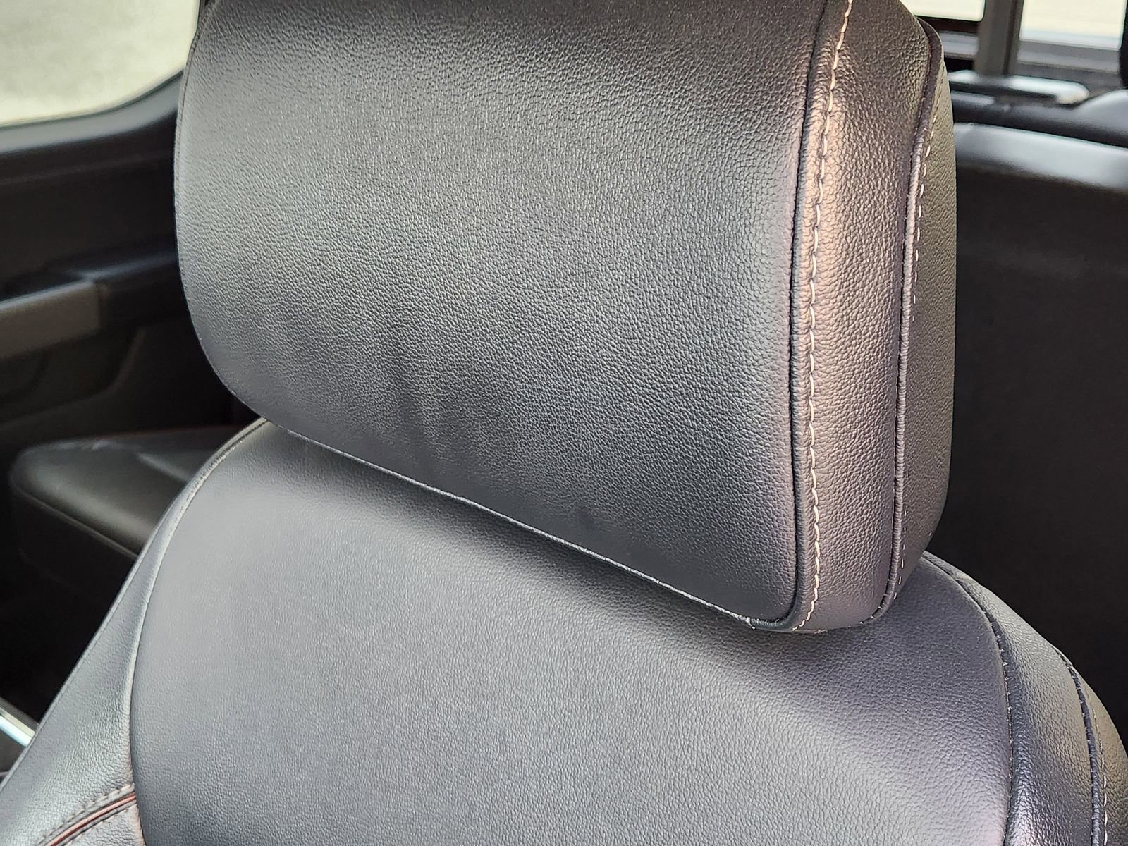 Used 2024 Ford F250 Lariat image 16