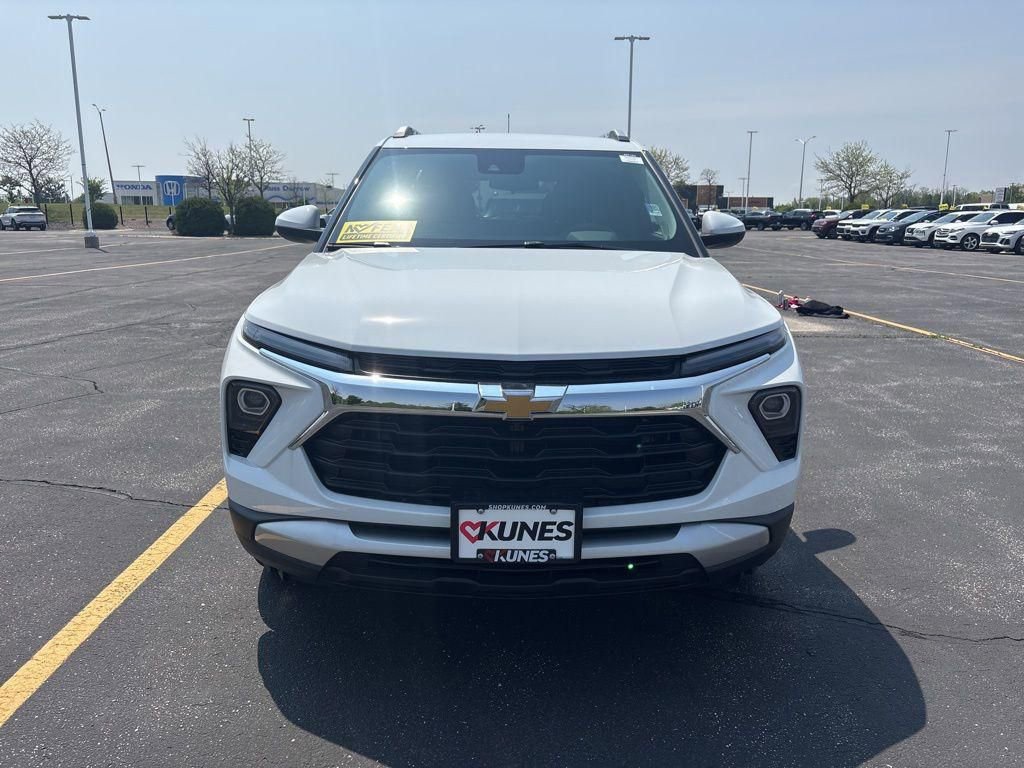 New 2025 Chevrolet TrailBlazer LT image 2