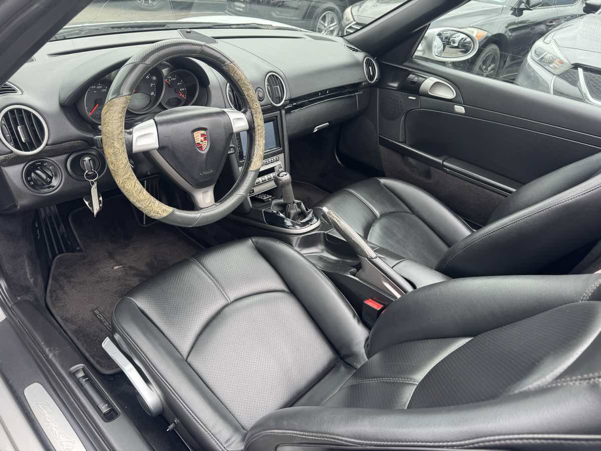Used 2005 Porsche Boxster RWD image 19