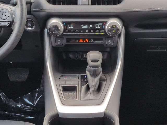 Certified 2024 Toyota RAV4 XLE FWD image 19