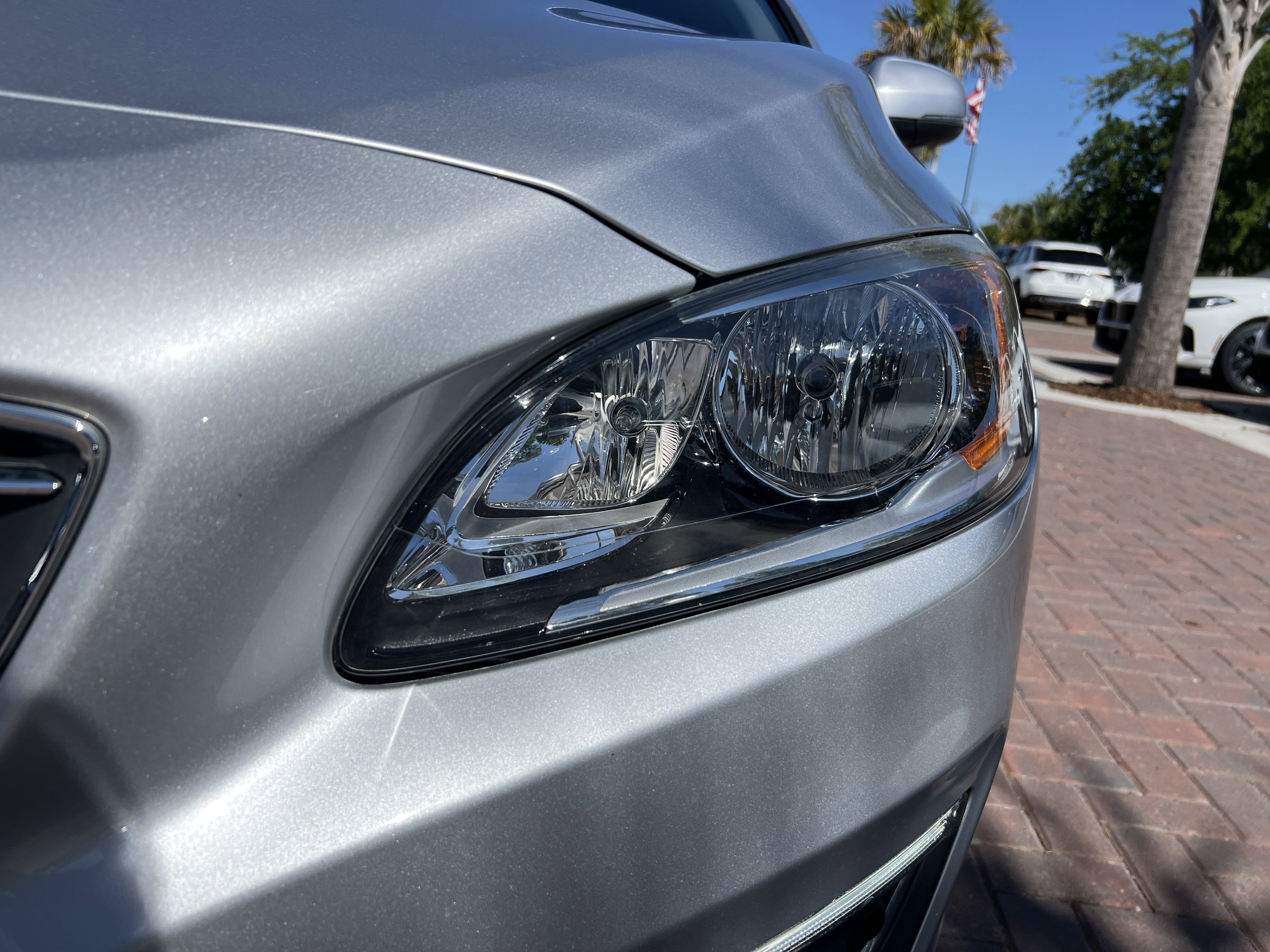 Used 2018 Volvo S60 T5 Inscription image 6