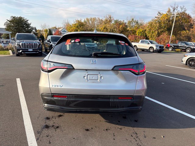 Used 2024 Honda HR-V LX image 6