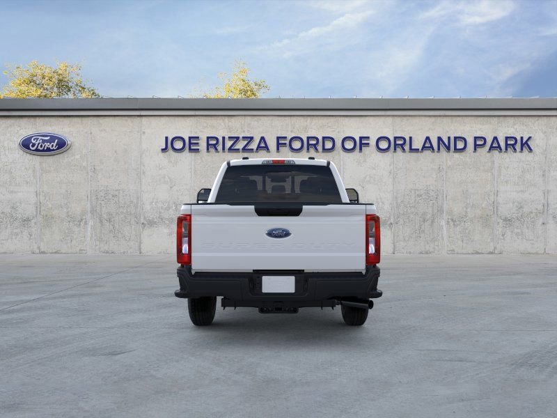 New 2025 Ford F250 XL w/ FX4 Off-Road Package AWD/4WD image 5