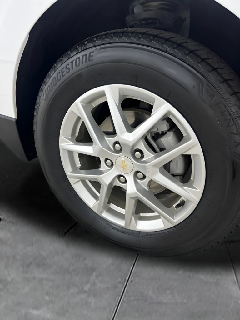 Used 2024 Chevrolet Equinox LT AWD/4WD image 18