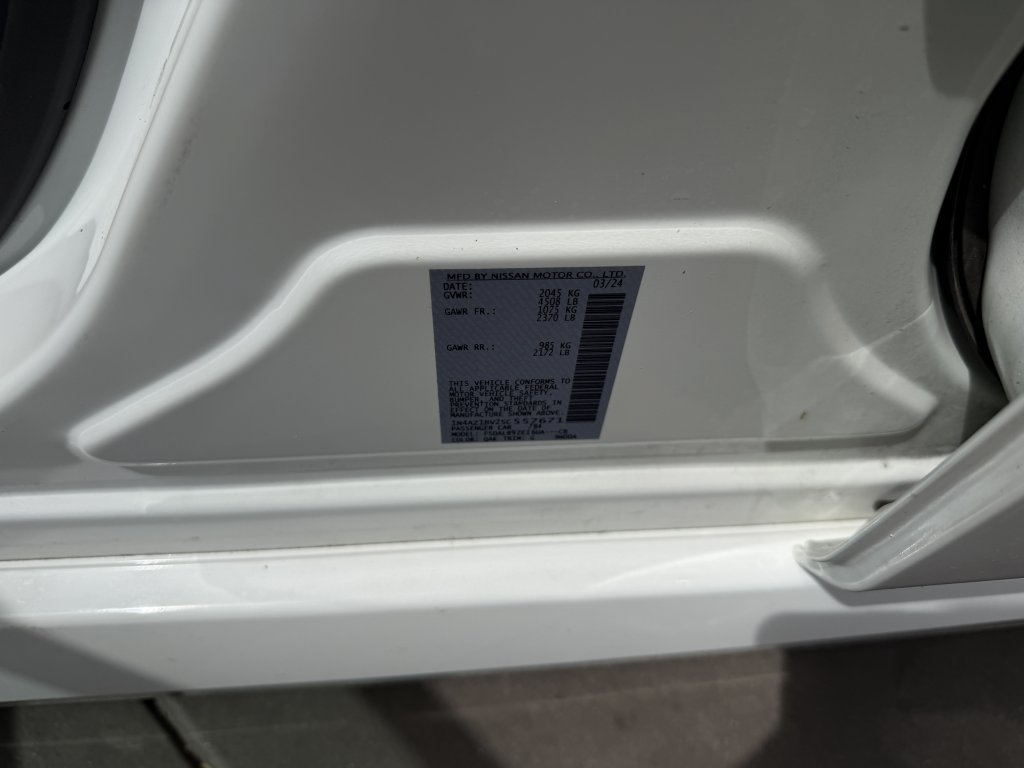 Used 2025 Nissan Leaf S FWD image 39