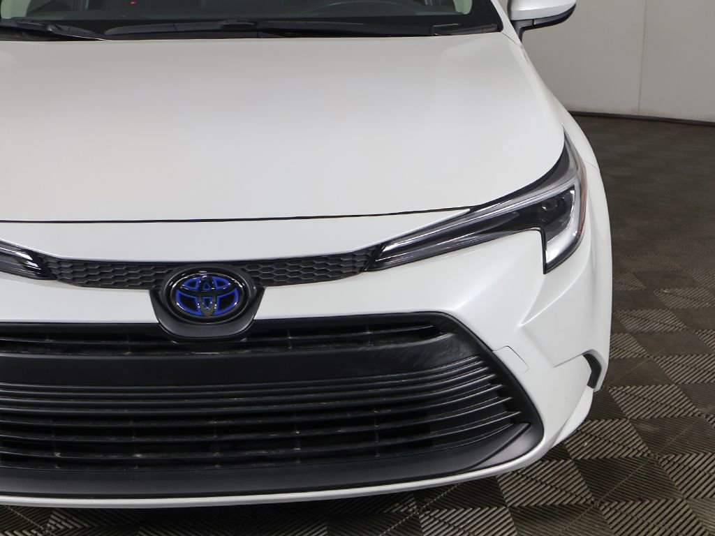 Used 2024 Toyota Corolla LE FWD image 11